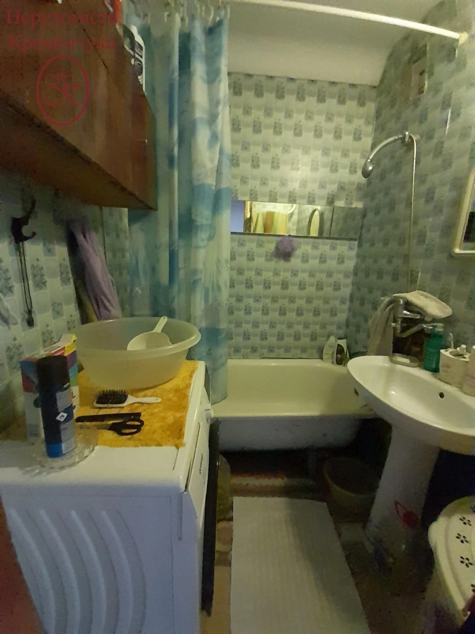 For Sale: 2-Bedroom Apartment with Balcony on Heroes of Ukraine Street