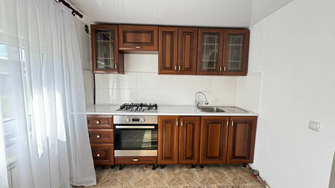3-bedroom apartment for sale in Gnivani