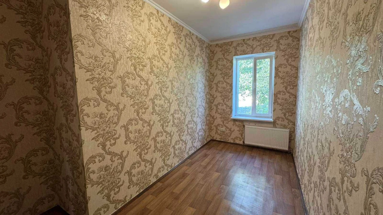3-bedroom apartment for sale in Gnivani