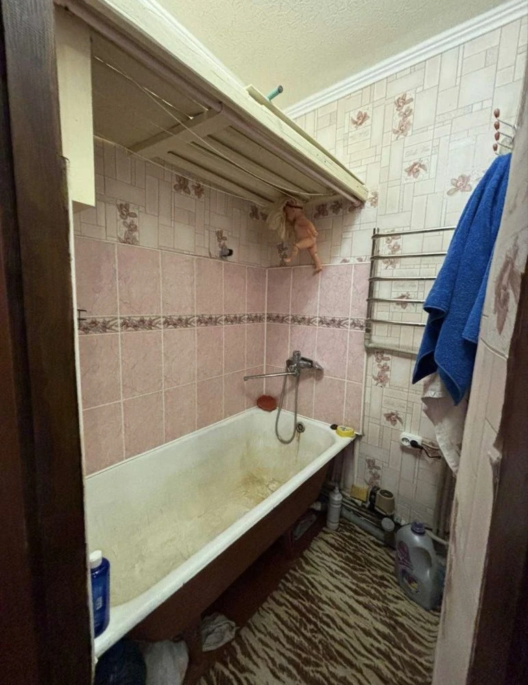 Sale of 2-room apartment in Uzyn. Considering state programs.
