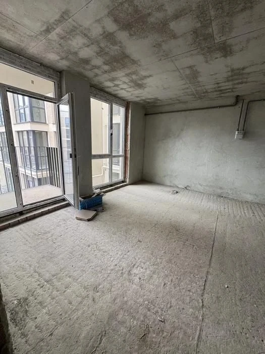 No commission! Sale of a 2-room apartment 82.57 sq.m. in a luxury new building
