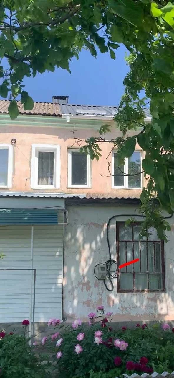 Sale of a 4-room apartment in Yampol