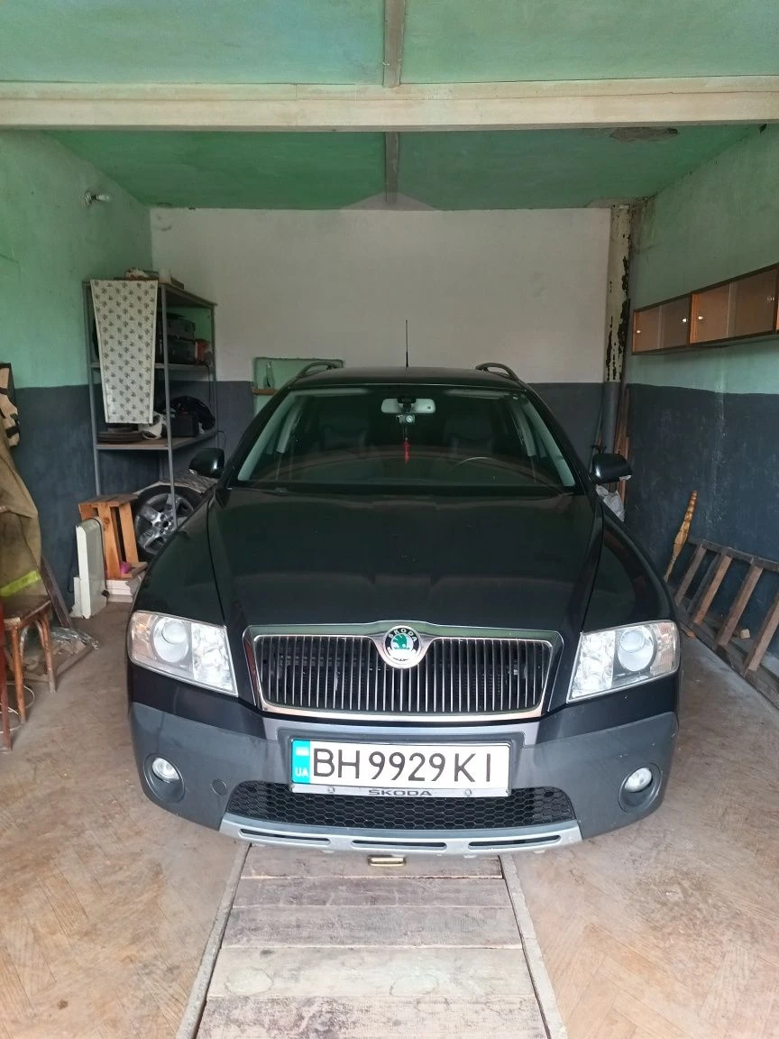 Гараж під авто або бус