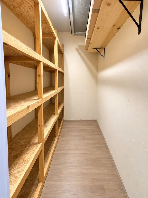 For Sale: 8.1 sq m Storage Room in Parking - Grand Bourge Residence - Ventilation
