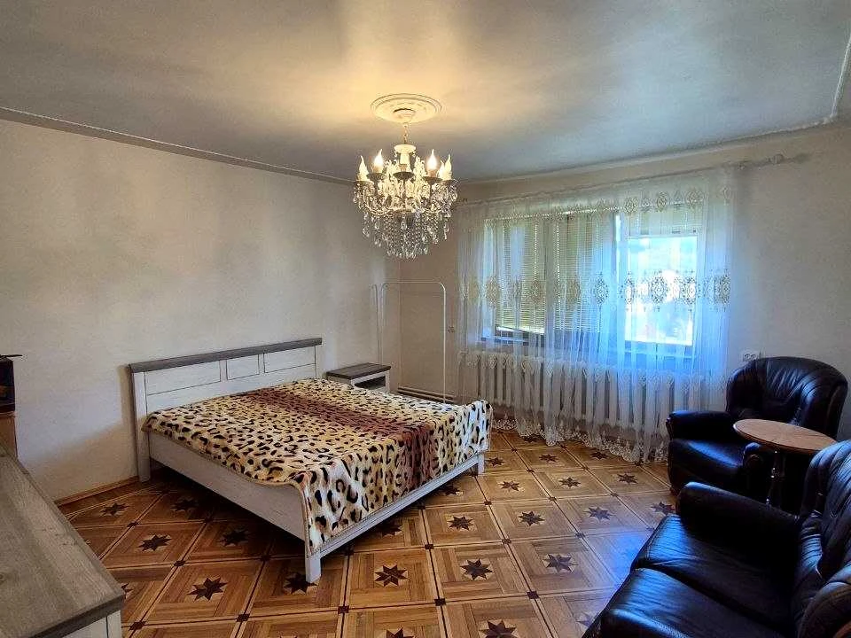 Дом. Тячів, Лазівська