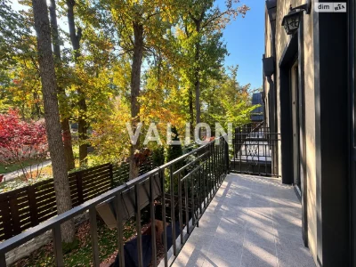 Long-Term Rental of Townhouse