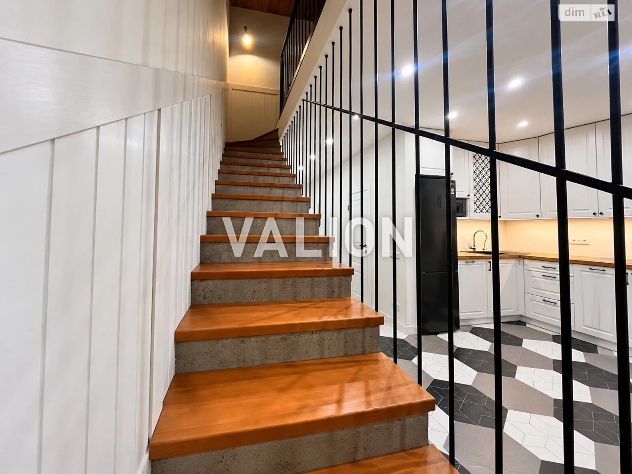 Long-Term Rental of Townhouse
