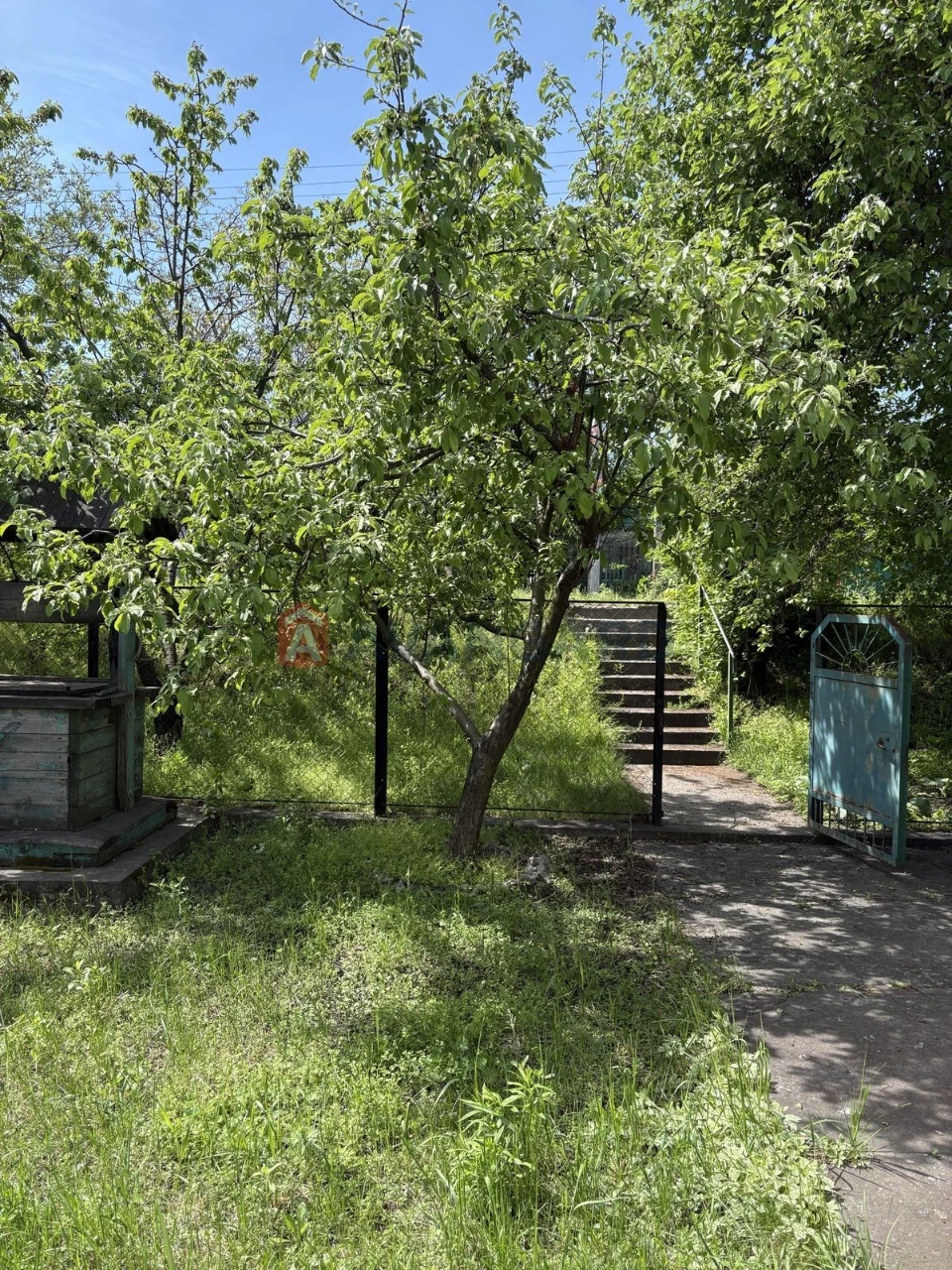 For Sale: House in Karnaukhovych