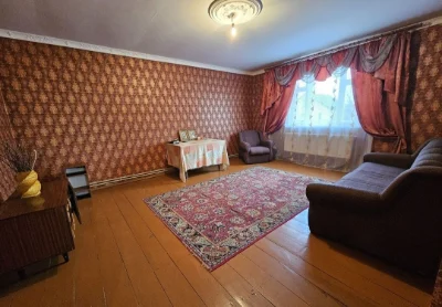 House renovated 110m2. Certificate, voucher. Canyon, blue