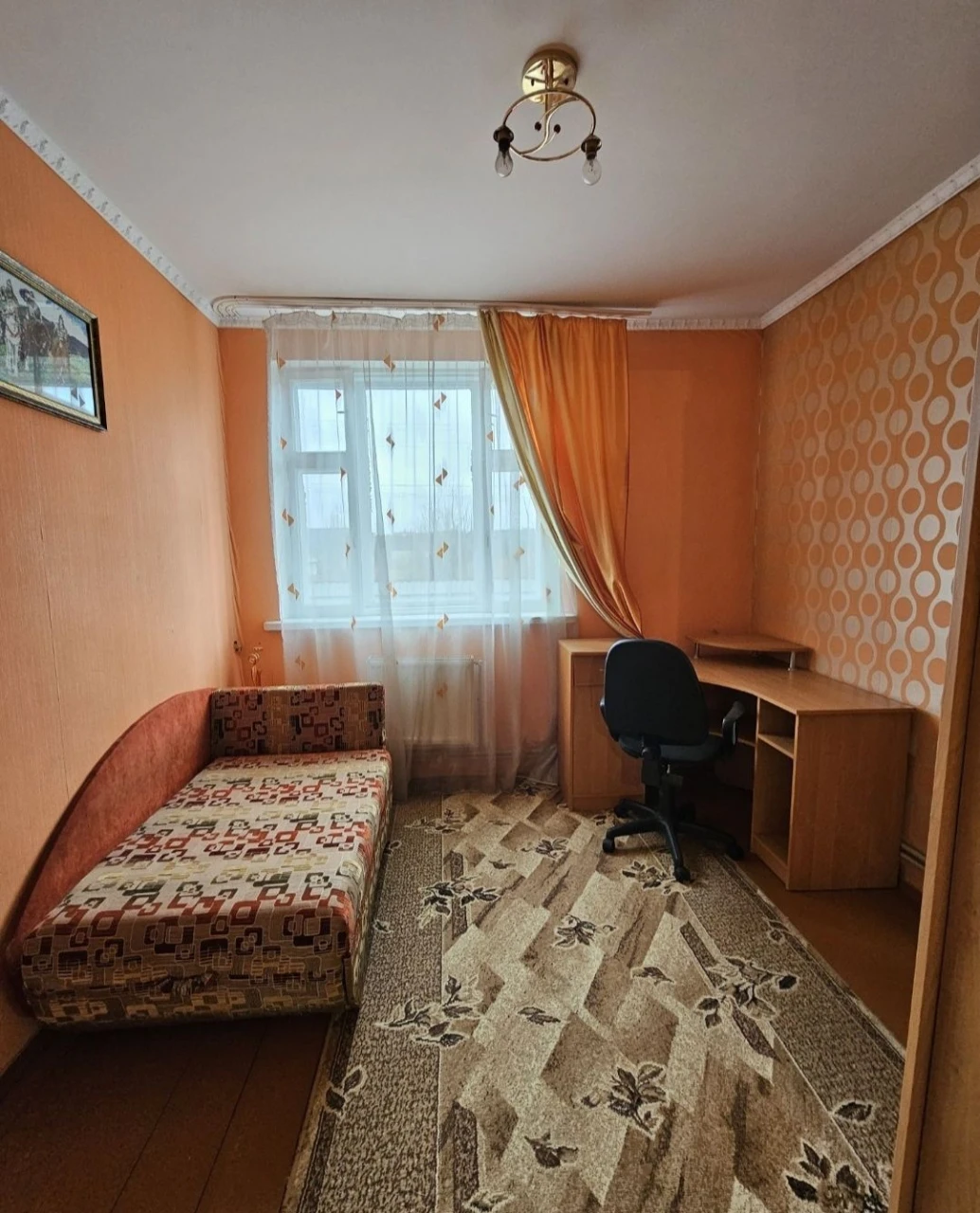 House renovated 110m2. Certificate, voucher. Canyon, blue