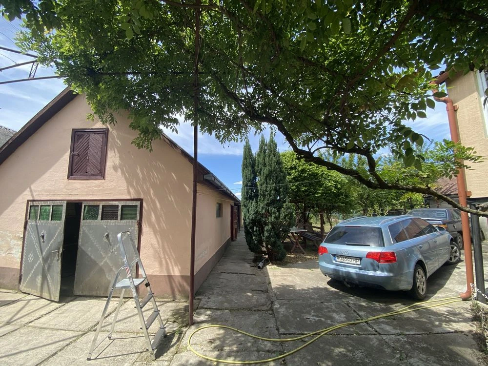 House for sale with a large plot