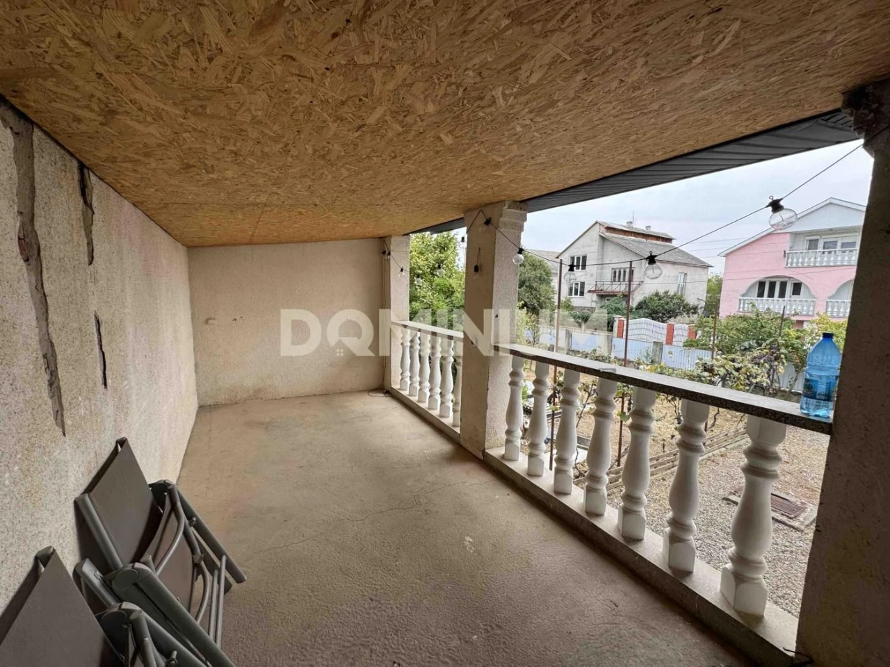 Ready-to-move house in Vinograd