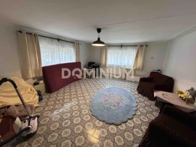 Ready-to-move house in Vinograd