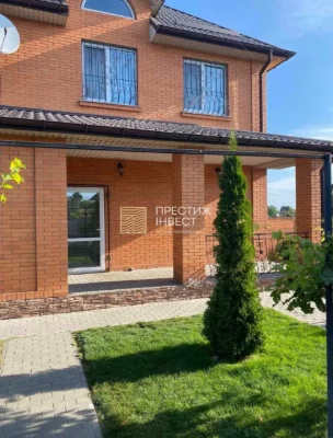 Sale of a 2-story house WITHOUT COMMISSION