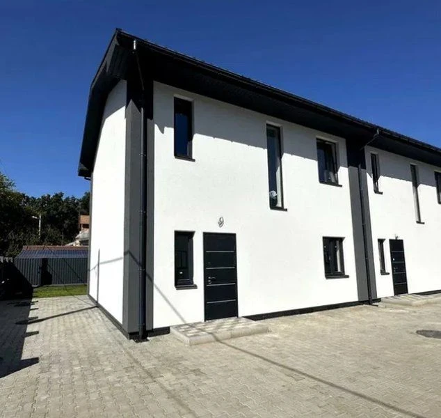 Ирпень, продам таунхаус с ремонтом | 103 м², два паркоместа