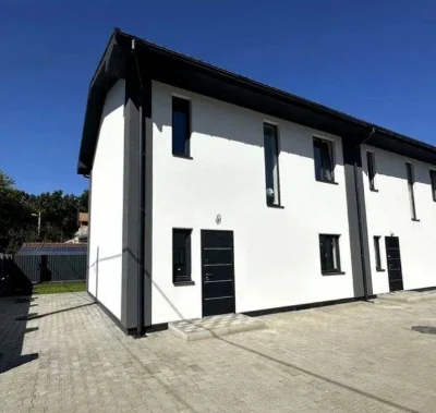 Ирпень, продам таунхаус с ремонтом | 103 м², два паркоместа