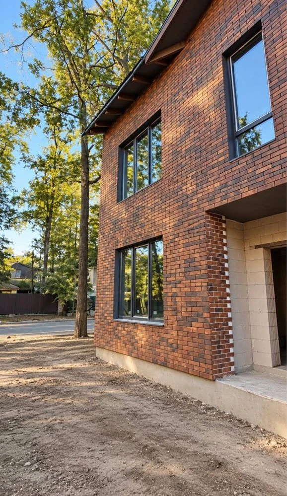 Townhouse near Central Park, Irpin