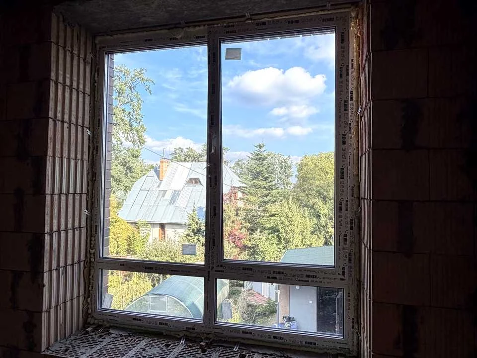 Будинок. Ірпінь, Василя Стуса вул.