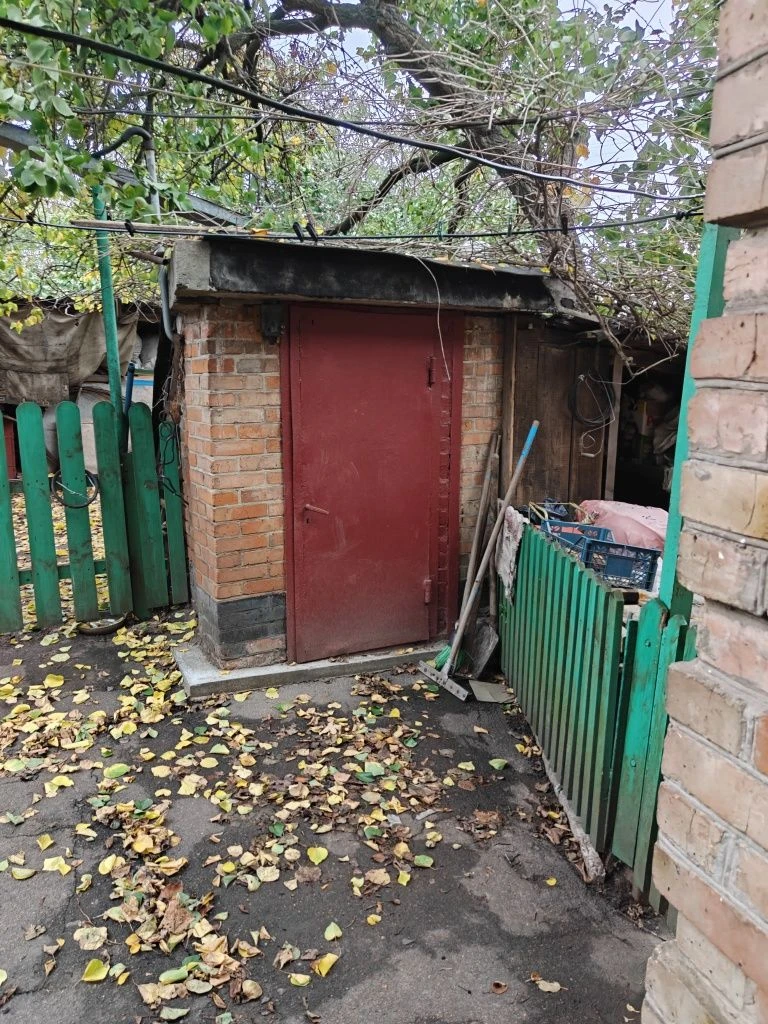 Продам великий газіфікований будинок  по вулиці Хасанська