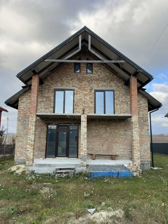 Sale of House in Zolochiv