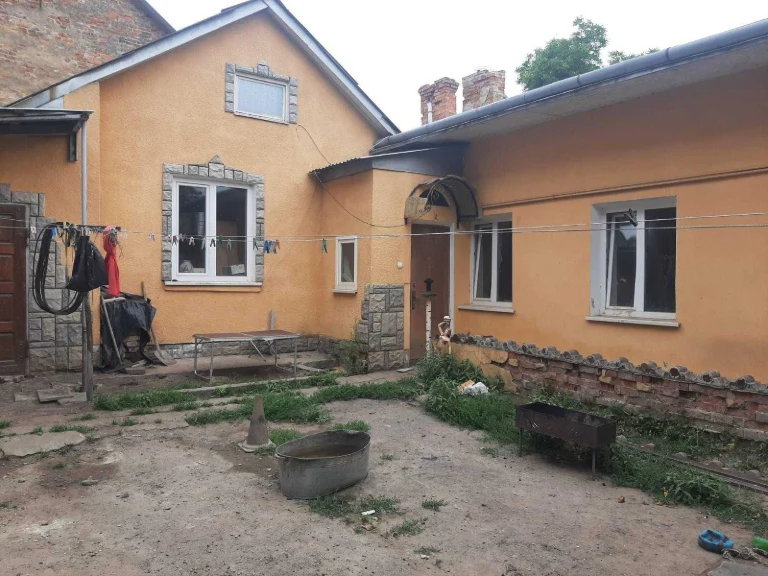 House for sale in Sambor