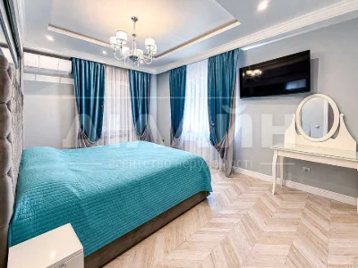House. Zaporizhzhia, Zernova St.