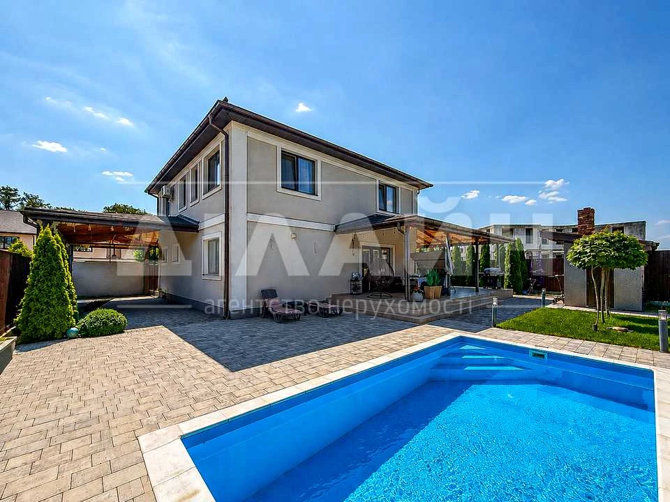 House. Zaporizhzhia, Zernova St.