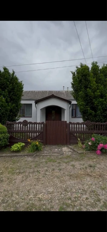 Продам власний часний будинок 3 кімнатний ,6 соток ,58