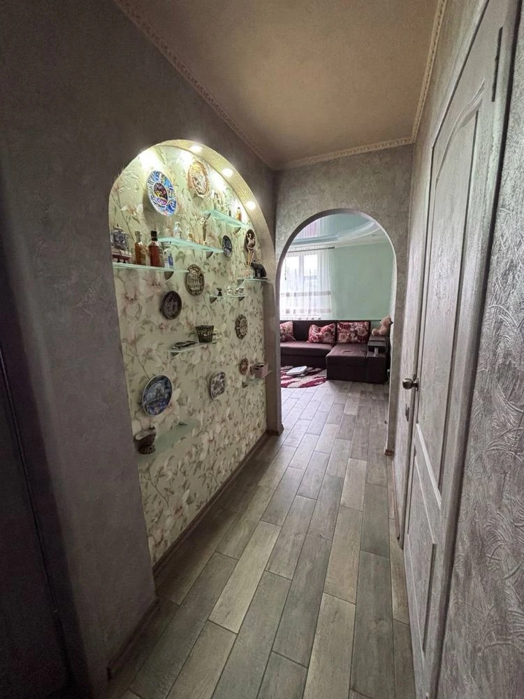 Продам власний часний будинок 3 кімнатний ,6 соток ,58