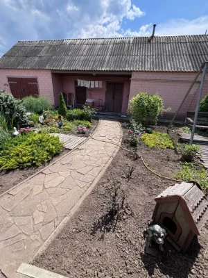 Продам власний часний будинок 3 кімнатний ,6 соток ,58