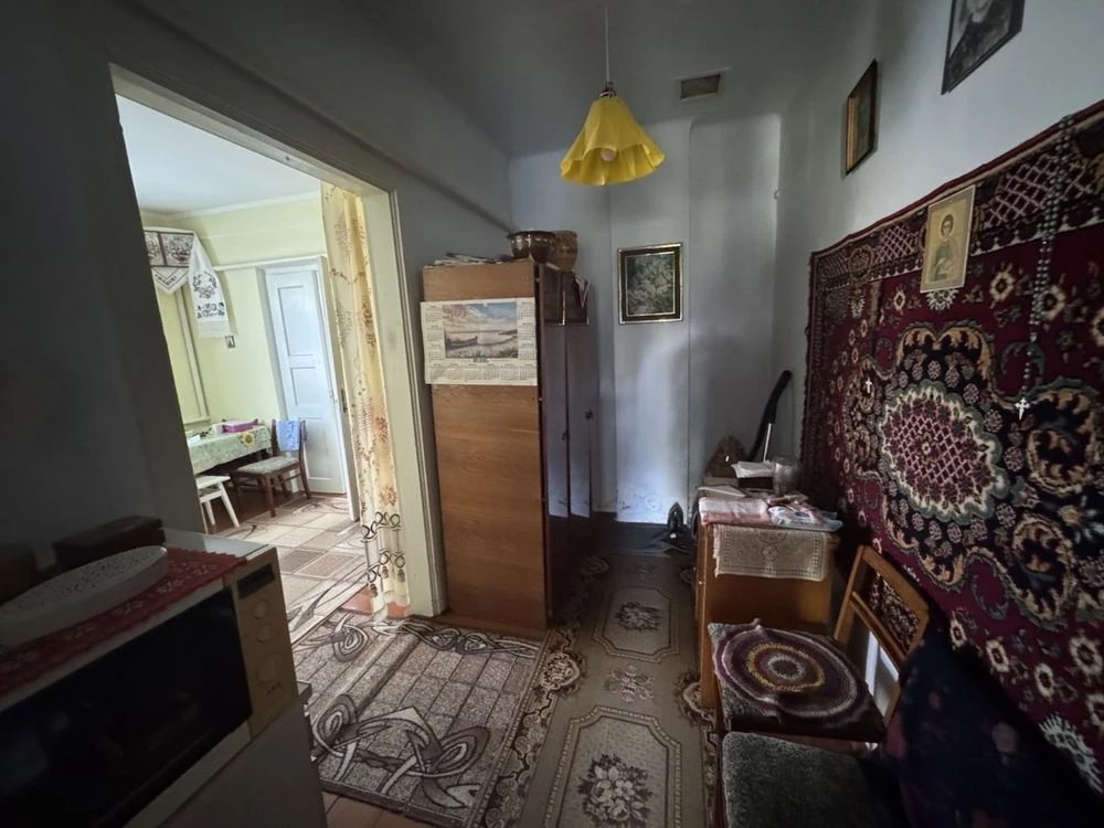 Sale of a house share