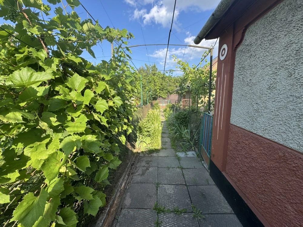 Sale of a house share