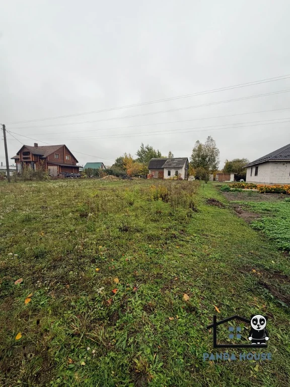 Продається будинок з земельною ділянкою
