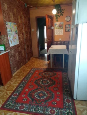 Продається частина будинку в центрі Зміїва