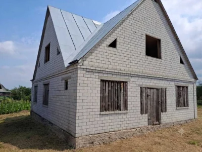 ПРОДАЮ Двухэтажный дом в Каневе