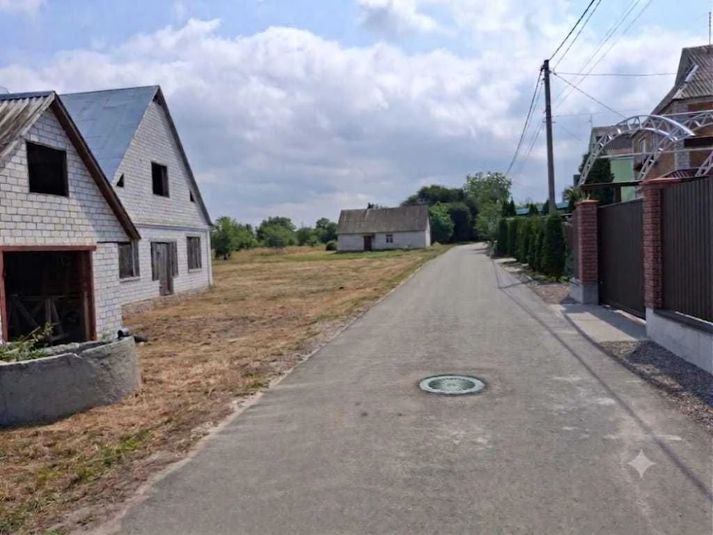 ПРОДАЮ Двухэтажный дом в Каневе