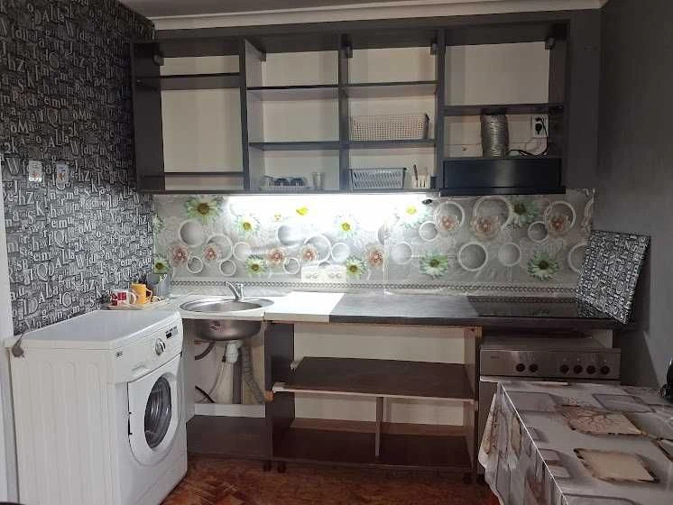 Продається житловий будинок в центрі міста Чигири