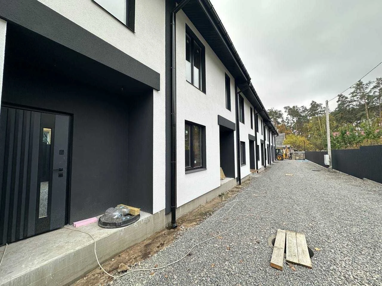 For Sale: Townhouse in Lisova Buch with minimal furnishing