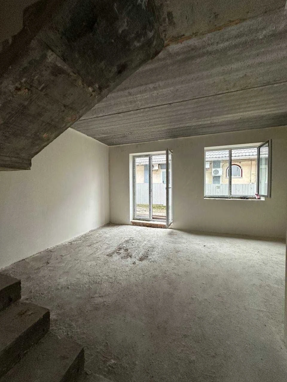 For Sale: Townhouse in Lisova Buch with minimal furnishing