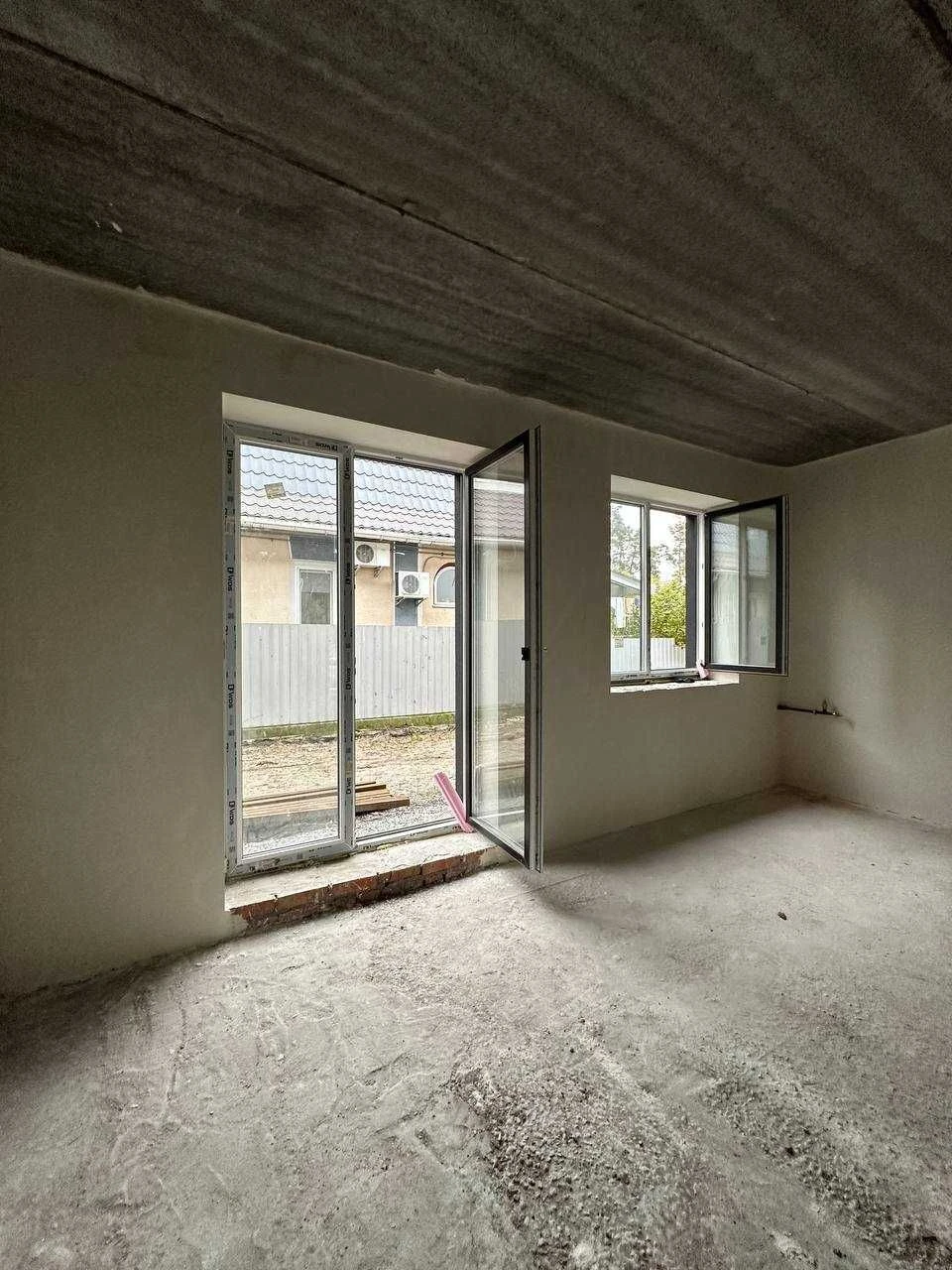 For Sale: Townhouse in Lisova Buch with minimal furnishing