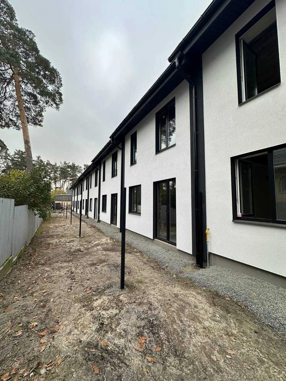 For Sale: Townhouse in Lisova Buch with minimal furnishing