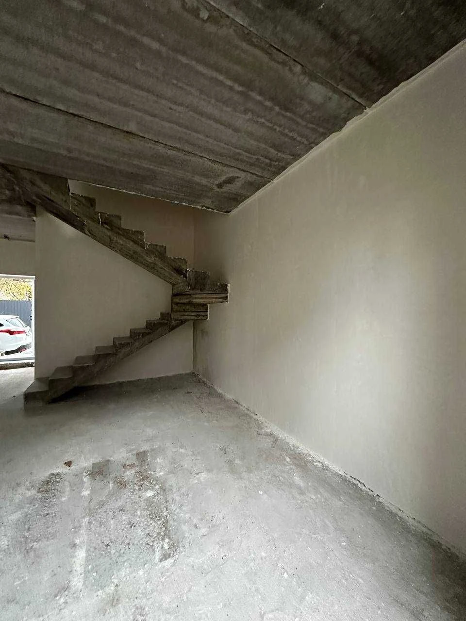For Sale: Townhouse in Lisova Buch with minimal furnishing