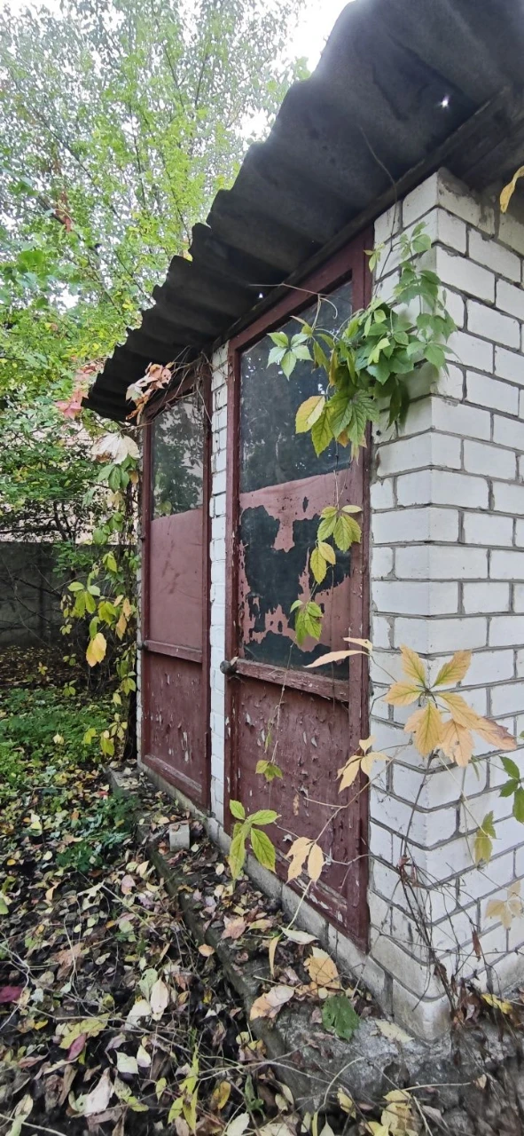 Продам дом со своим выходом к реке