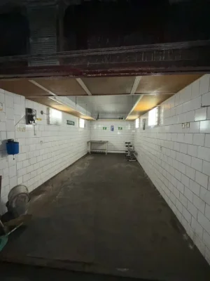 For Sale Garage, Territory 2