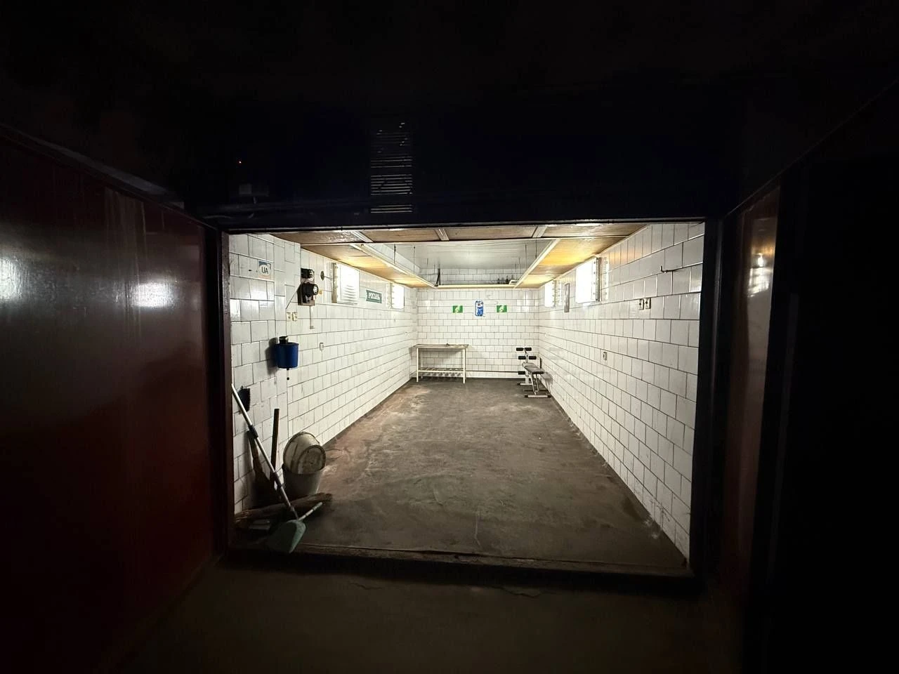 For Sale Garage, Territory 2