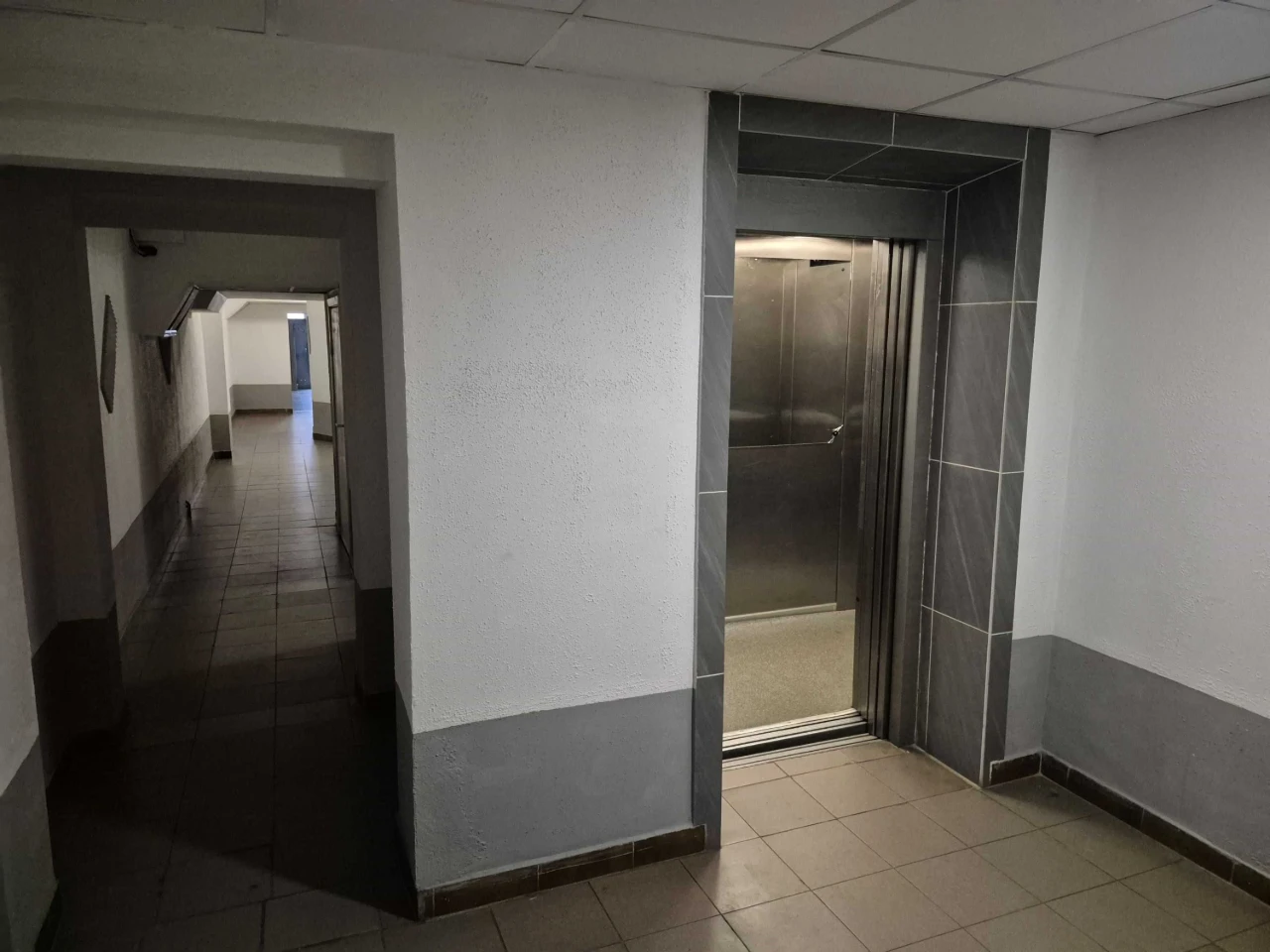 For sale underground parking space in a complex on Kudryavsky Uzvoz