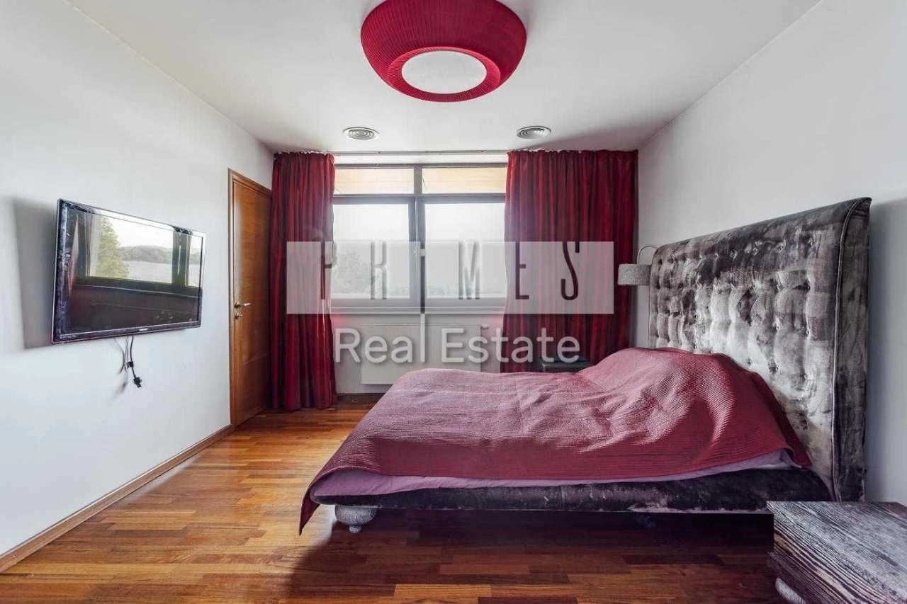 Rental house on the first line in Dnipro, modern style, Осоко