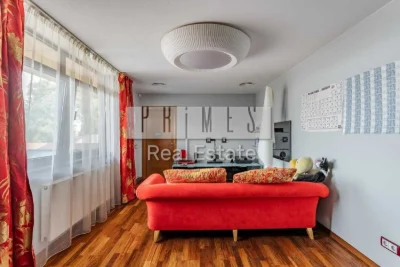 Rental house on the first line in Dnipro, modern style, Осоко