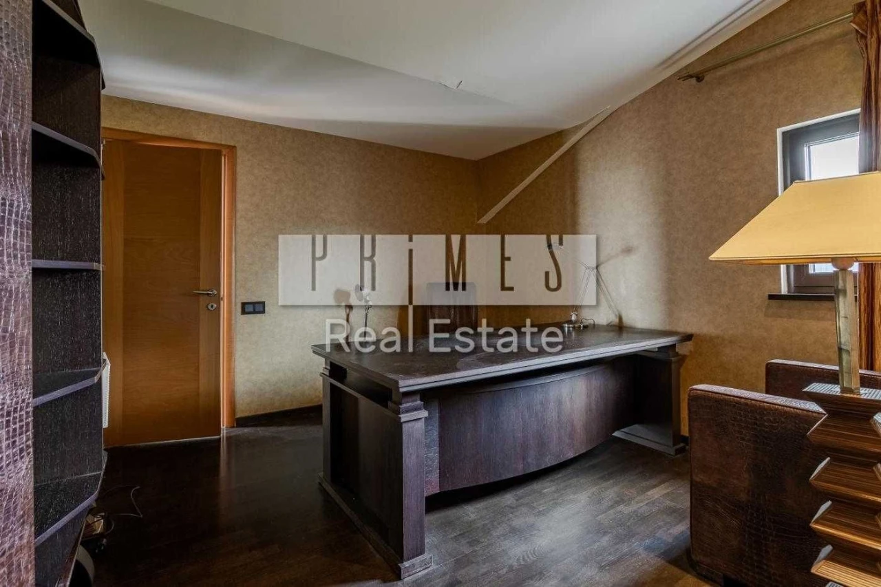 Rental house on the first line in Dnipro, modern style, Осоко