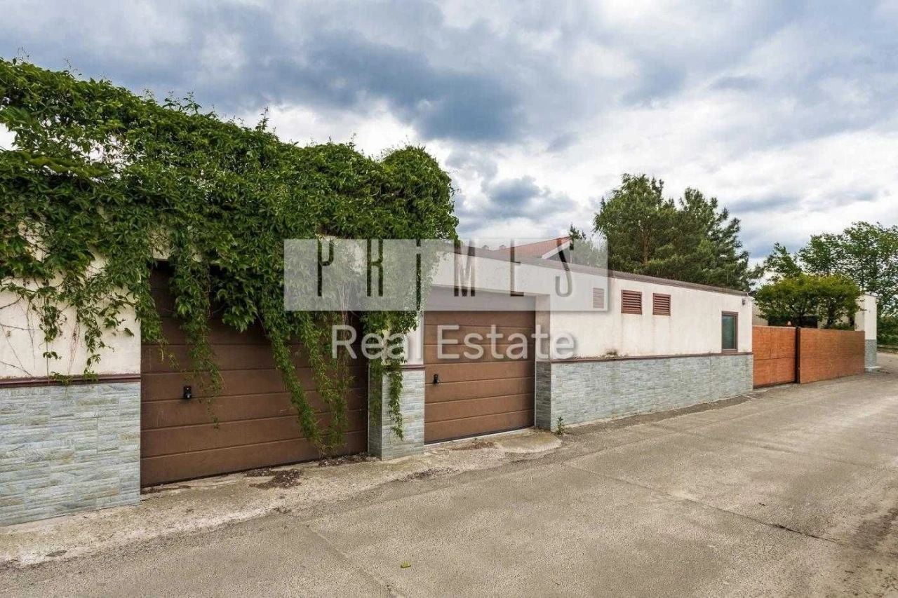 Rental house on the first line in Dnipro, modern style, Осоко